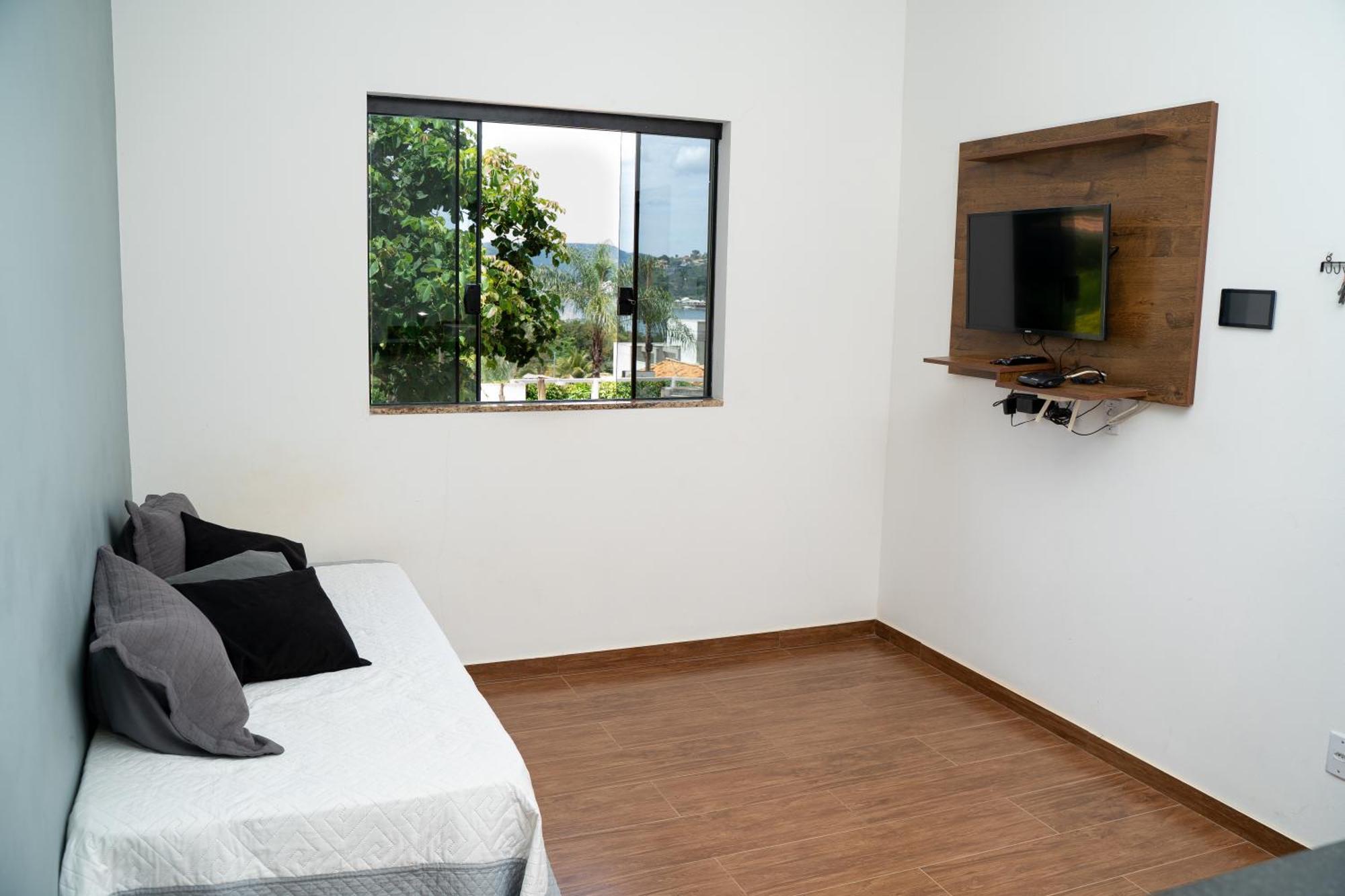 Casa Com Piscina Vista Para Lago, 03 Quartos Confortaveis Capitólio Buitenkant foto